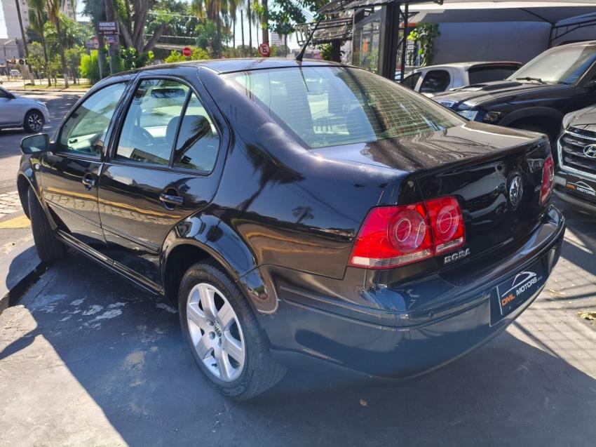 VOLKSWAGEN Bora - Foto