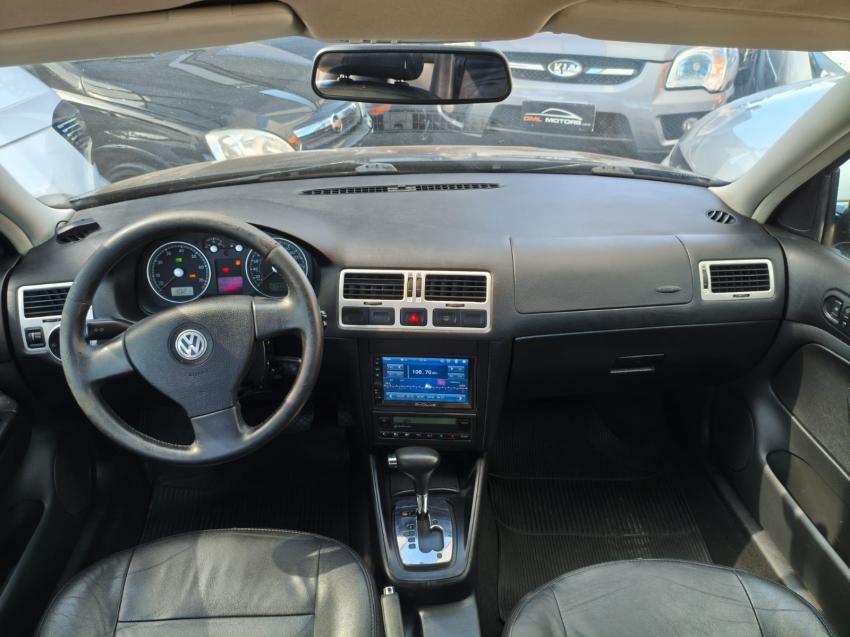 VOLKSWAGEN Bora - Foto