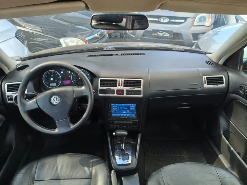 VOLKSWAGEN Bora - Foto