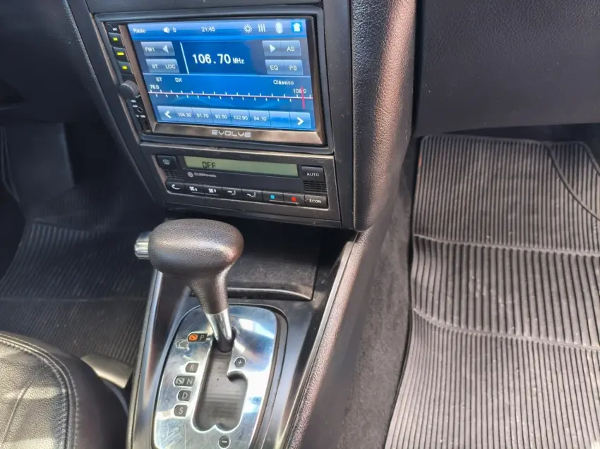 VOLKSWAGEN Bora - Foto