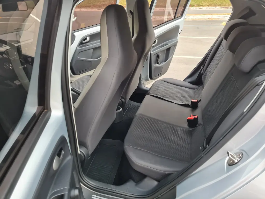 VOLKSWAGEN Cross UP - Foto