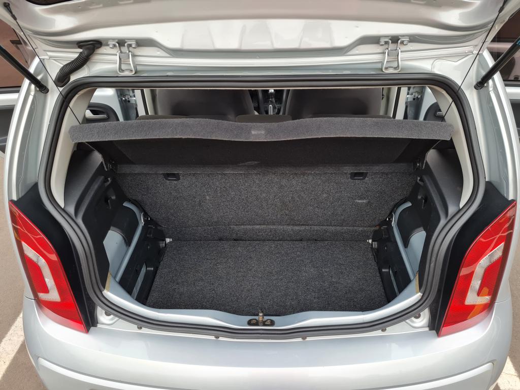 VOLKSWAGEN Cross UP - Foto