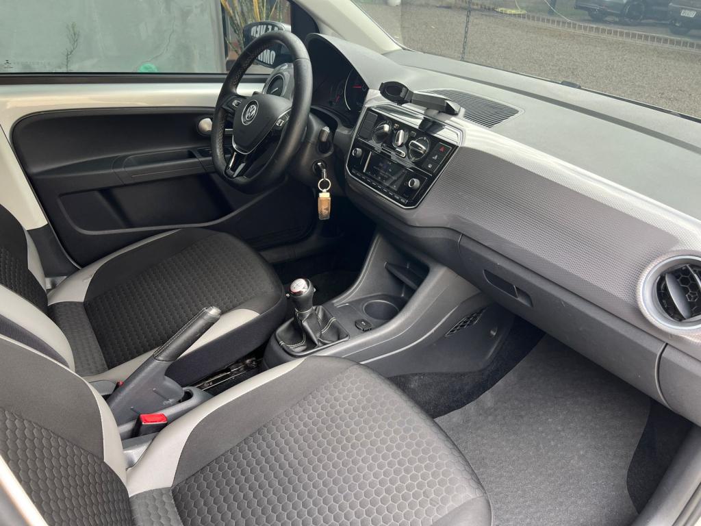 VOLKSWAGEN Cross UP - Foto