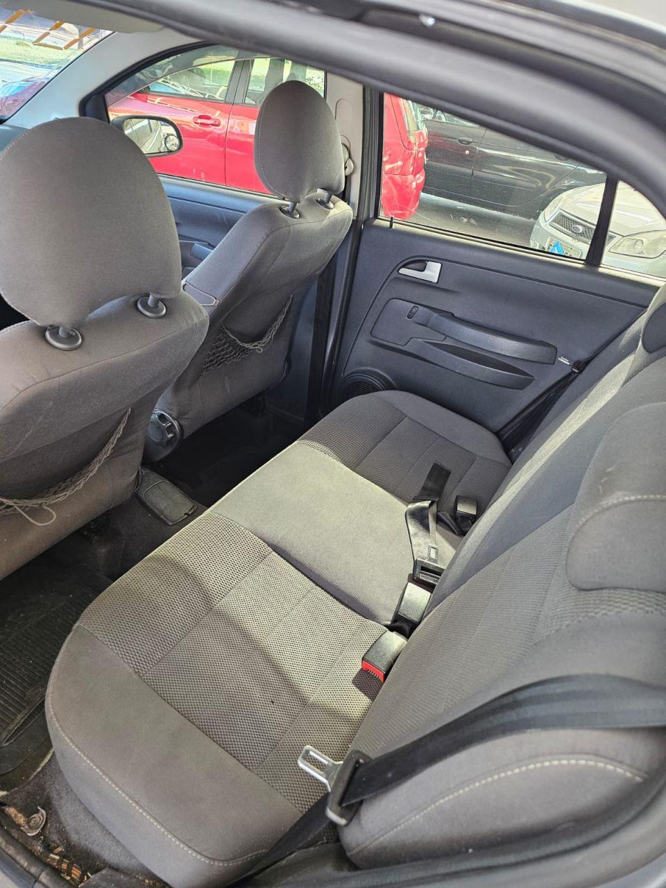 VOLKSWAGEN Crossfox - Foto