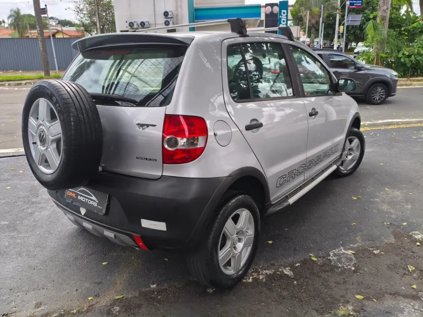 VOLKSWAGEN Crossfox - Foto