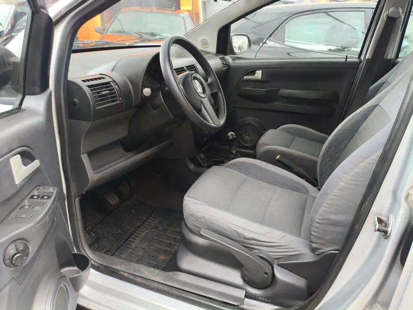 VOLKSWAGEN Crossfox - Foto