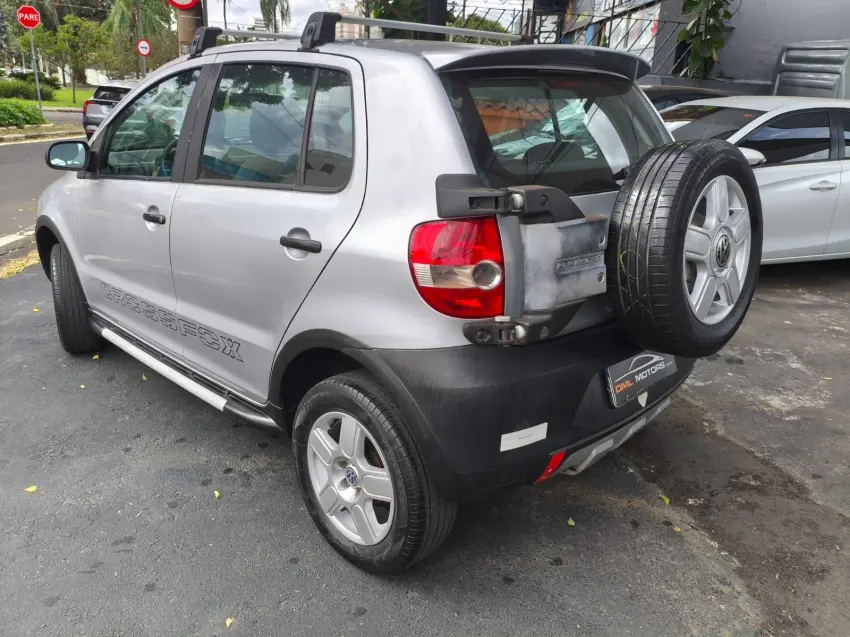 VOLKSWAGEN Crossfox - Foto