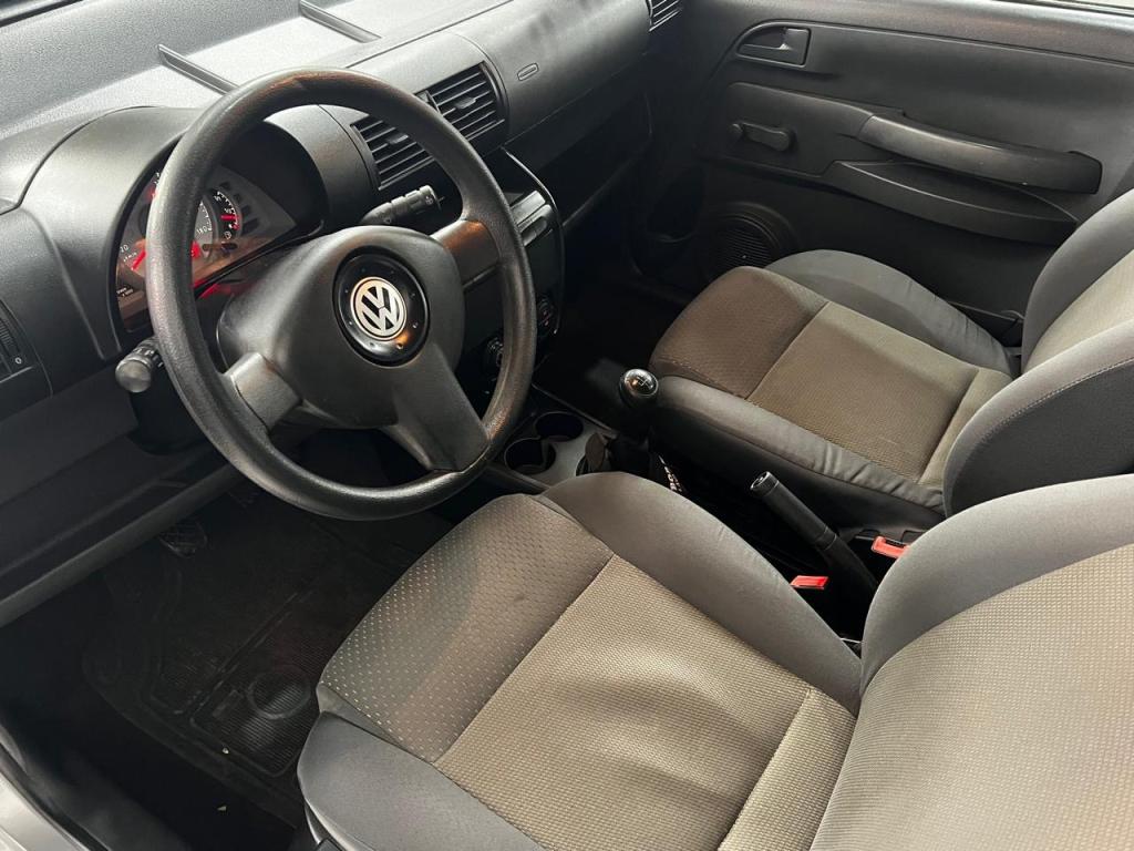 VOLKSWAGEN Fox - Foto