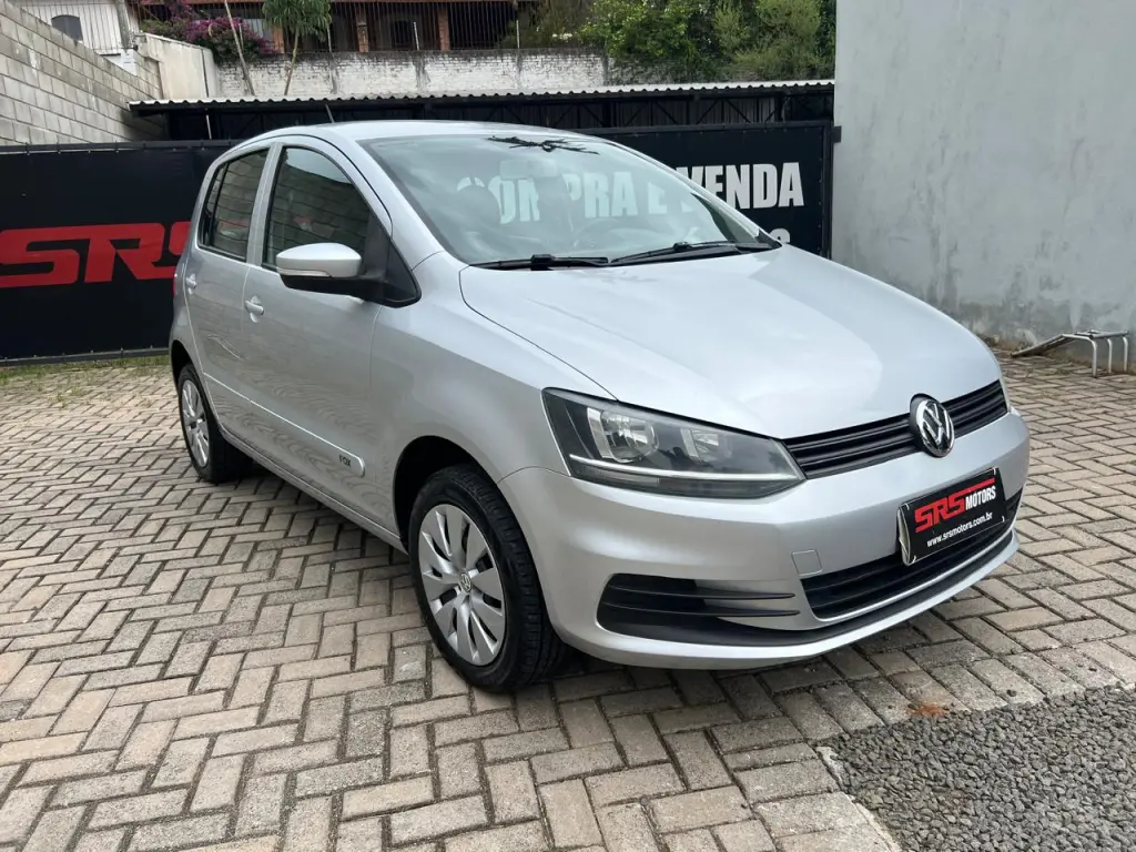 VOLKSWAGEN Fox - Foto