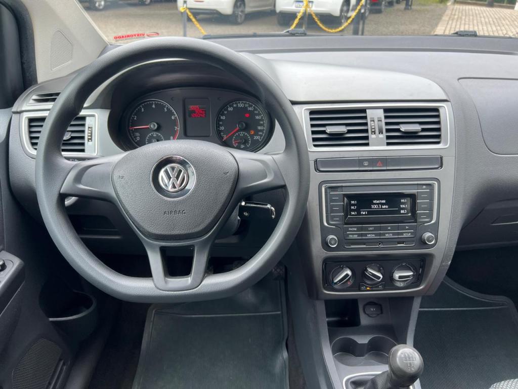 VOLKSWAGEN Fox - Foto