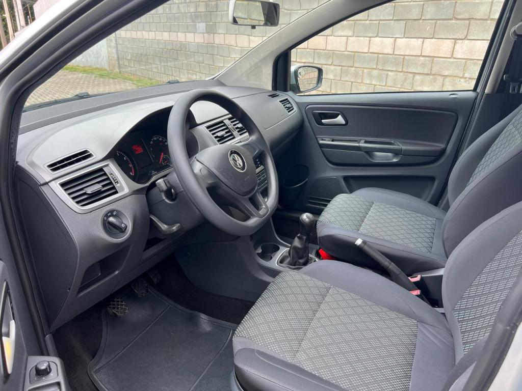 VOLKSWAGEN Fox - Foto