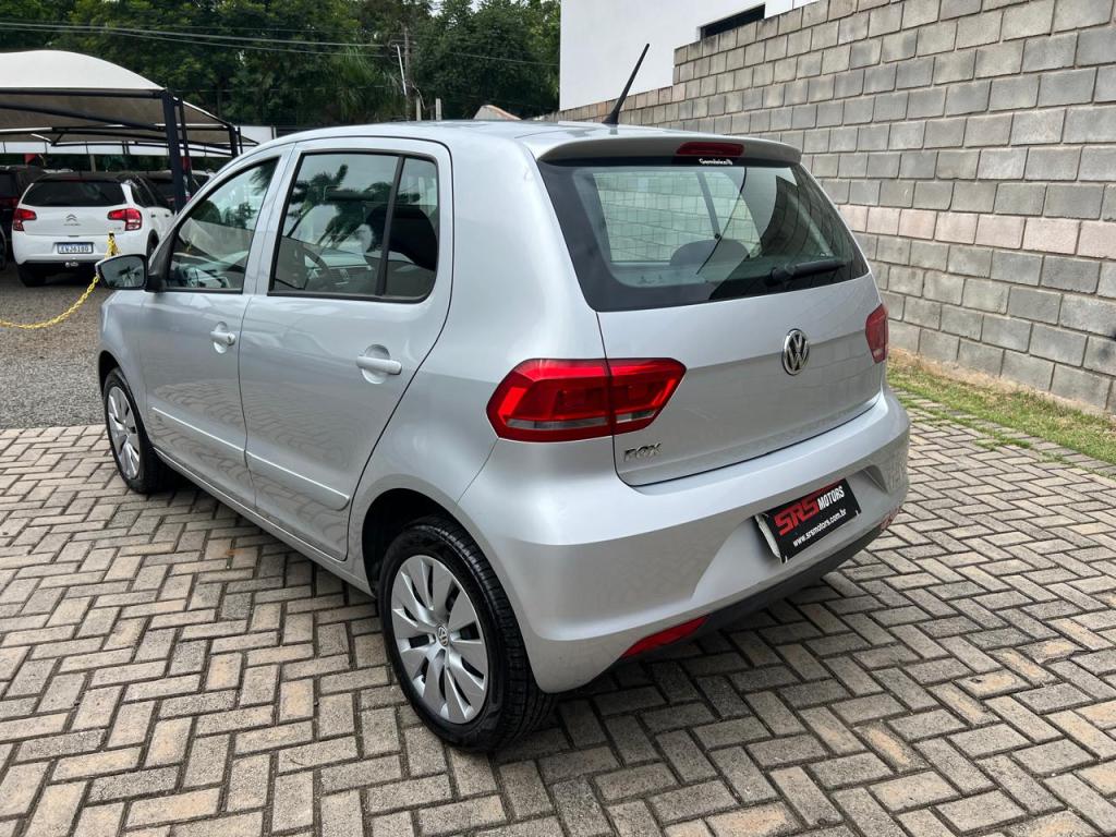 VOLKSWAGEN Fox - Foto