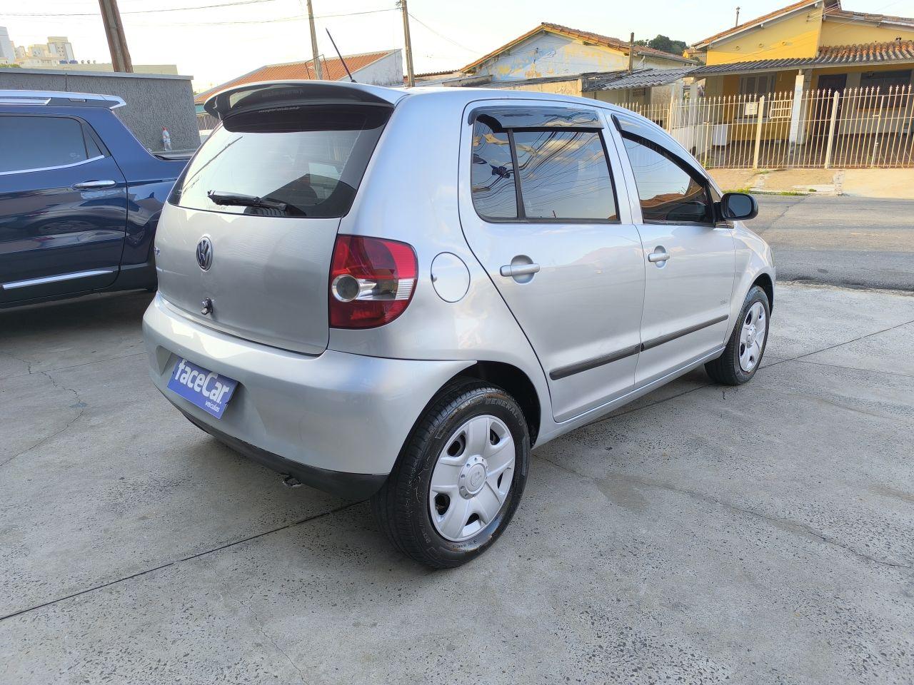 VOLKSWAGEN Fox - Foto