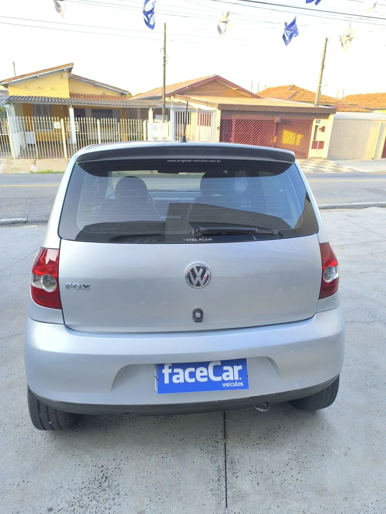 VOLKSWAGEN Fox - Foto