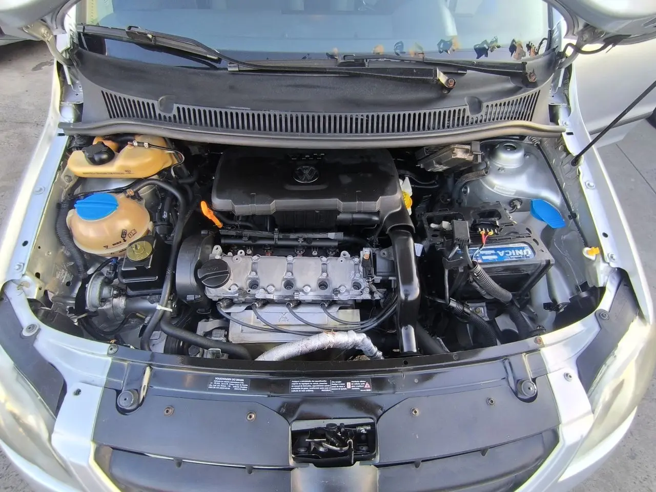 VOLKSWAGEN Fox - Foto