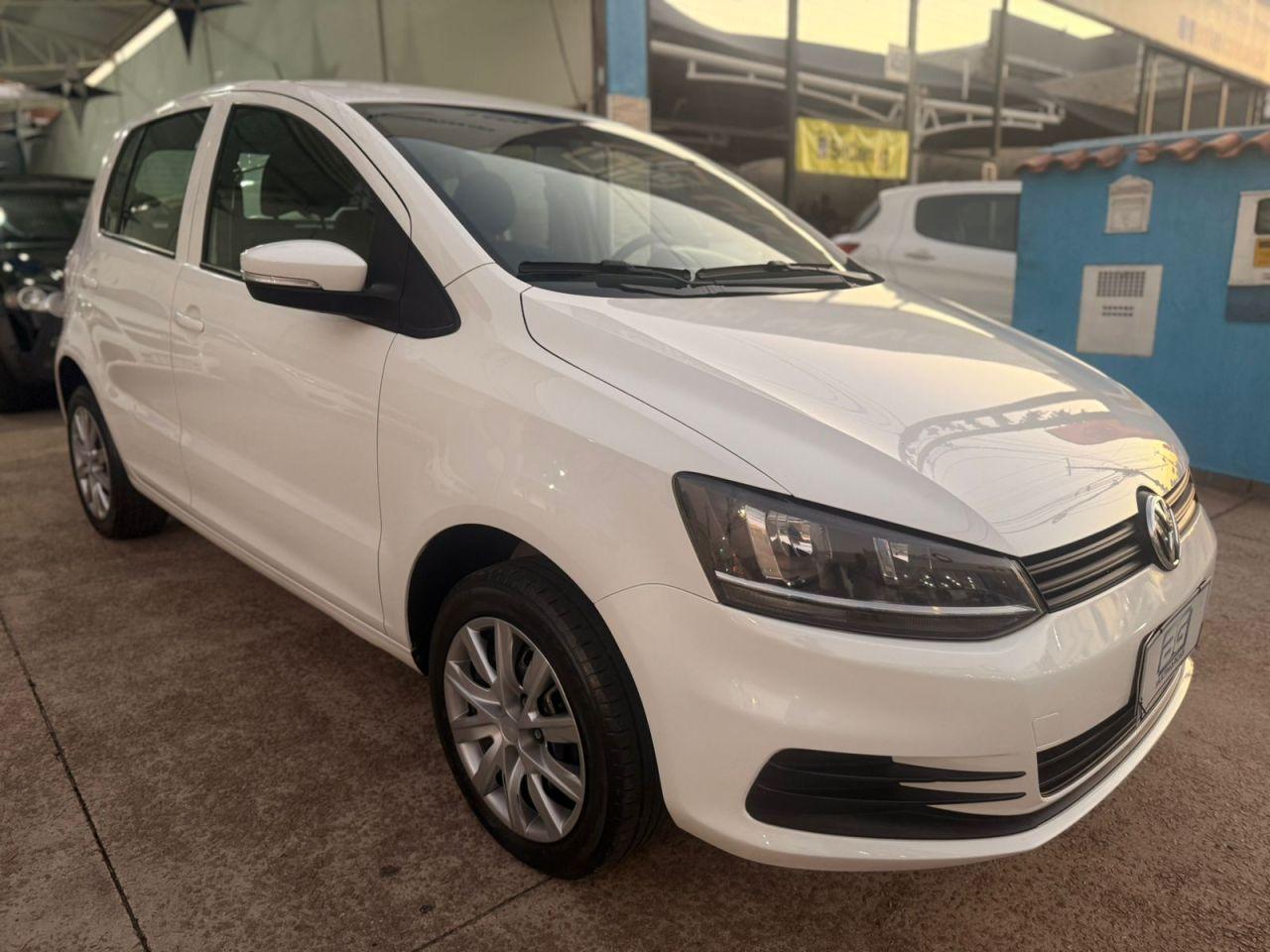 VOLKSWAGEN Fox - Foto