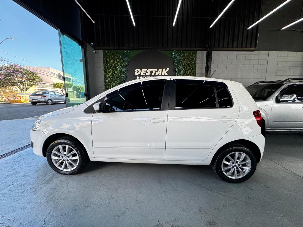 VOLKSWAGEN Fox - Foto