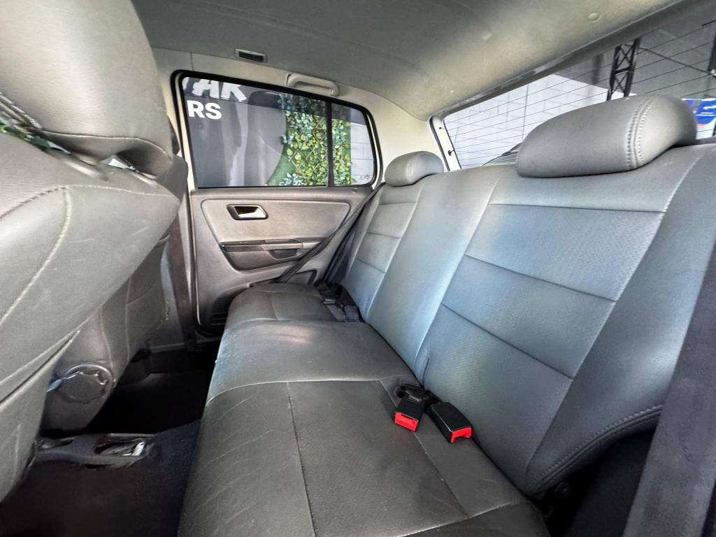 VOLKSWAGEN Fox - Foto