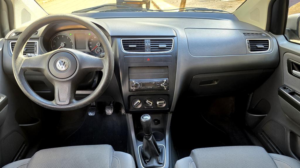 VOLKSWAGEN Fox - Foto