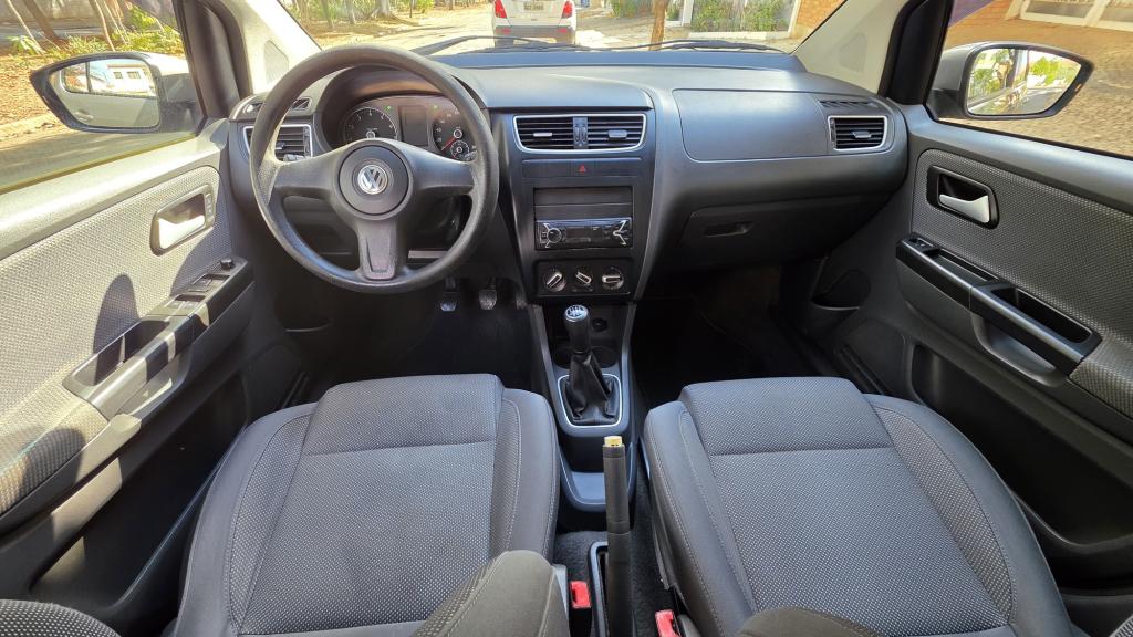 VOLKSWAGEN Fox - Foto