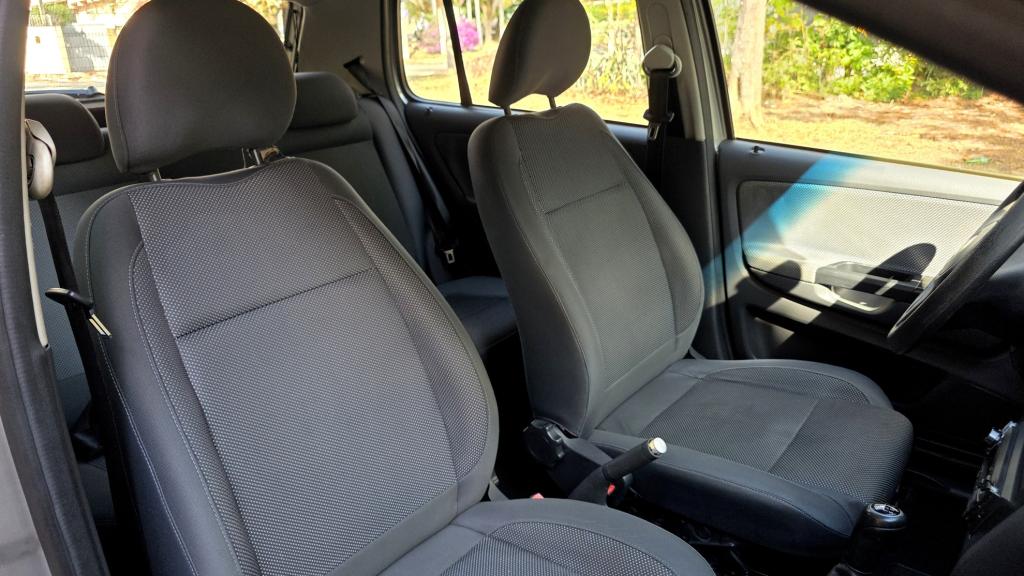 VOLKSWAGEN Fox - Foto