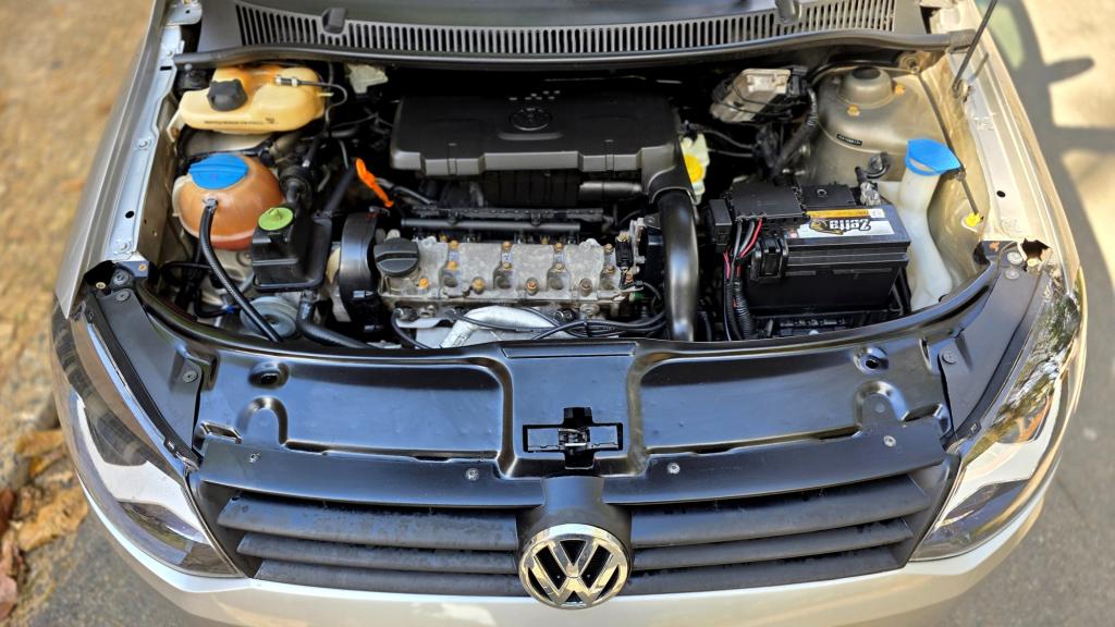 VOLKSWAGEN Fox - Foto