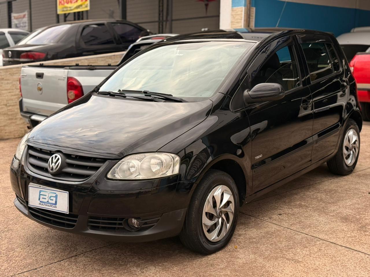 VOLKSWAGEN Fox - Foto