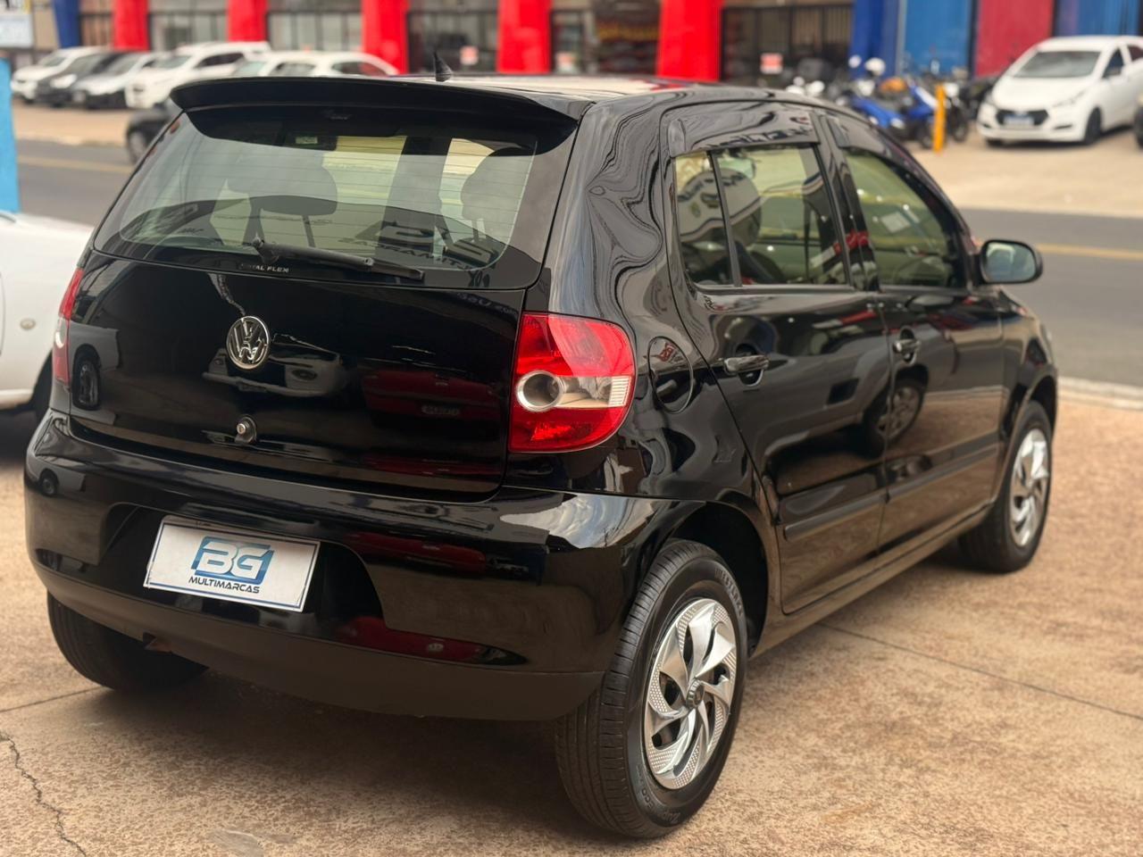 VOLKSWAGEN Fox - Foto