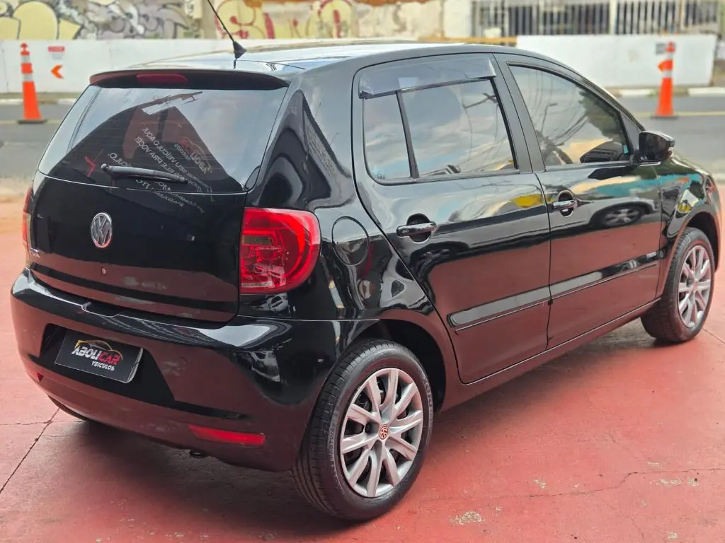 VOLKSWAGEN Fox - Foto