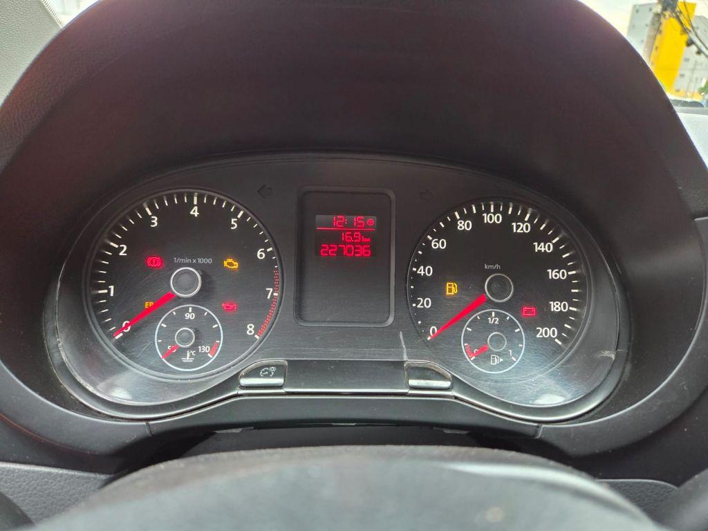 VOLKSWAGEN Fox - Foto