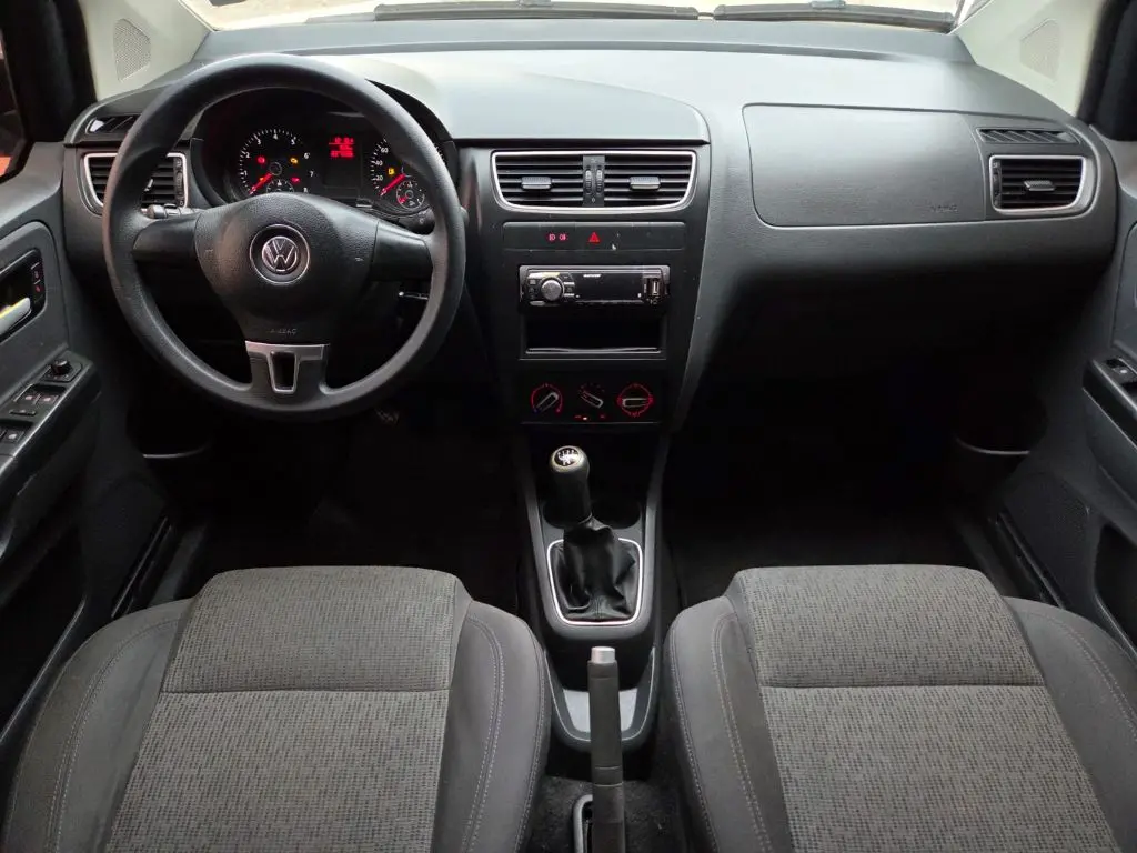 VOLKSWAGEN Fox - Foto