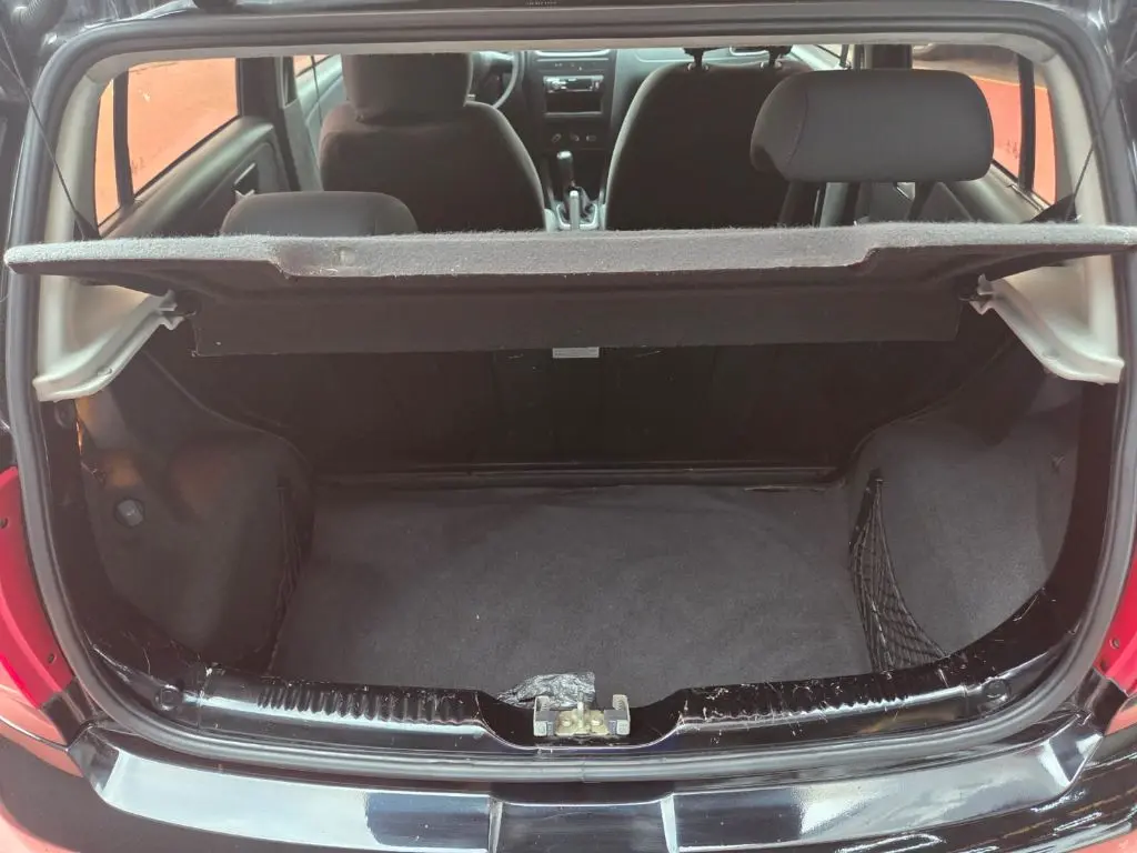VOLKSWAGEN Fox - Foto