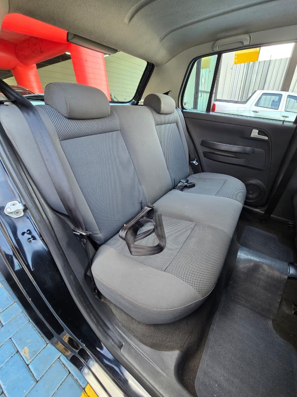 VOLKSWAGEN Fox - Foto