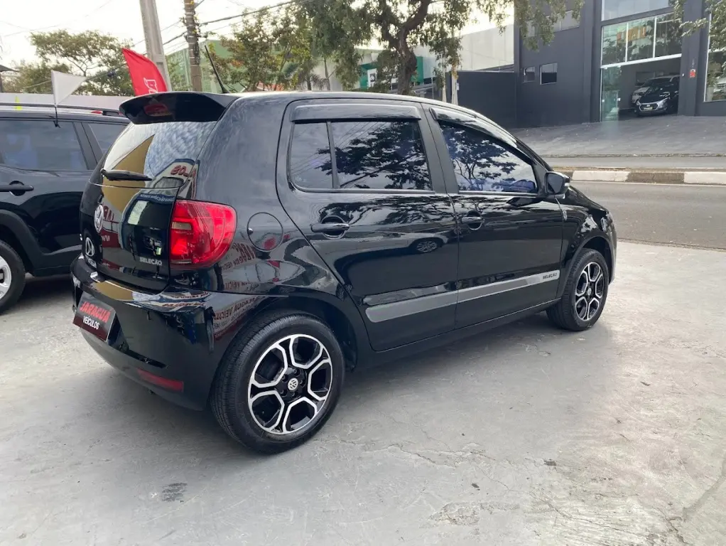 VOLKSWAGEN Fox - Foto