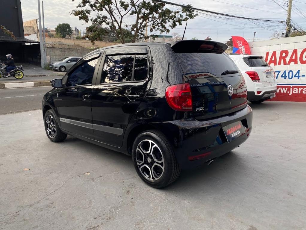 VOLKSWAGEN Fox - Foto