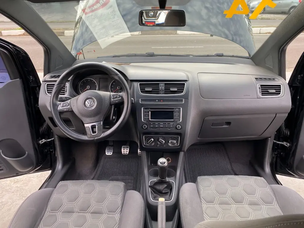 VOLKSWAGEN Fox - Foto