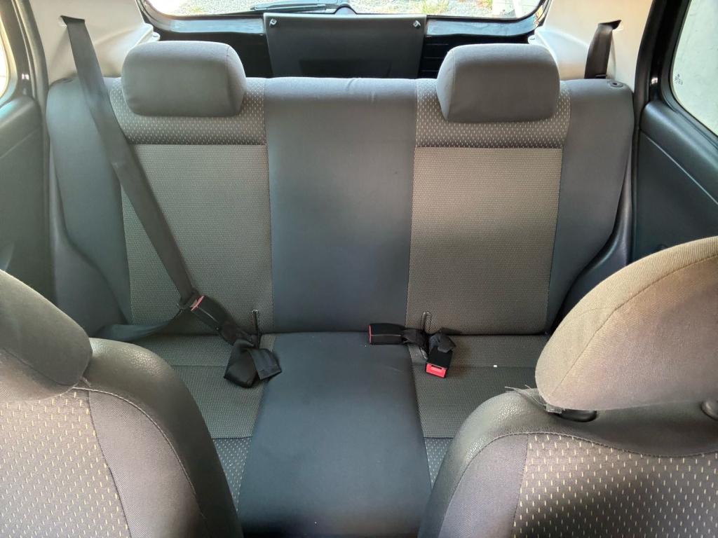 VOLKSWAGEN Fox - Foto