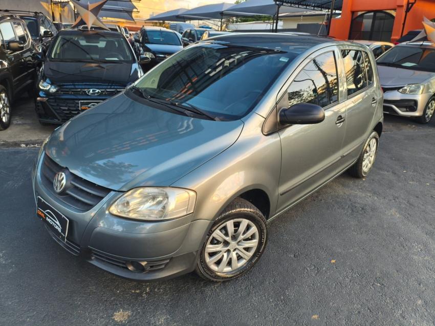 VOLKSWAGEN Fox - Foto