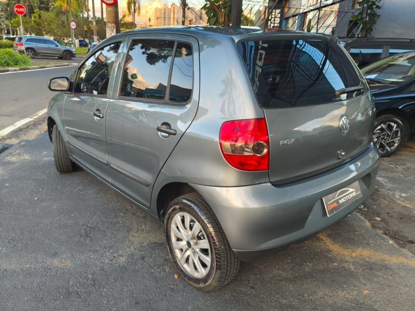 VOLKSWAGEN Fox - Foto