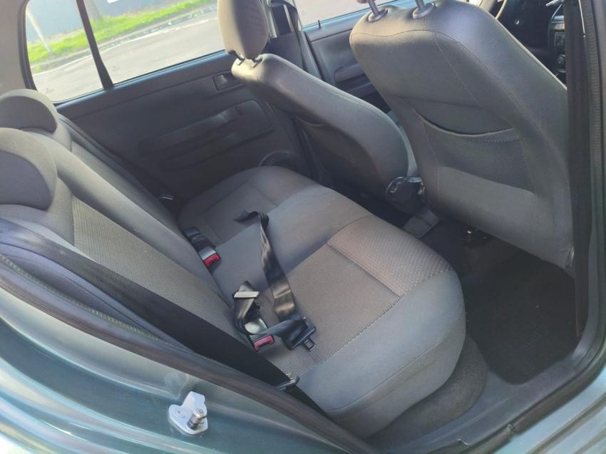 VOLKSWAGEN Fox - Foto