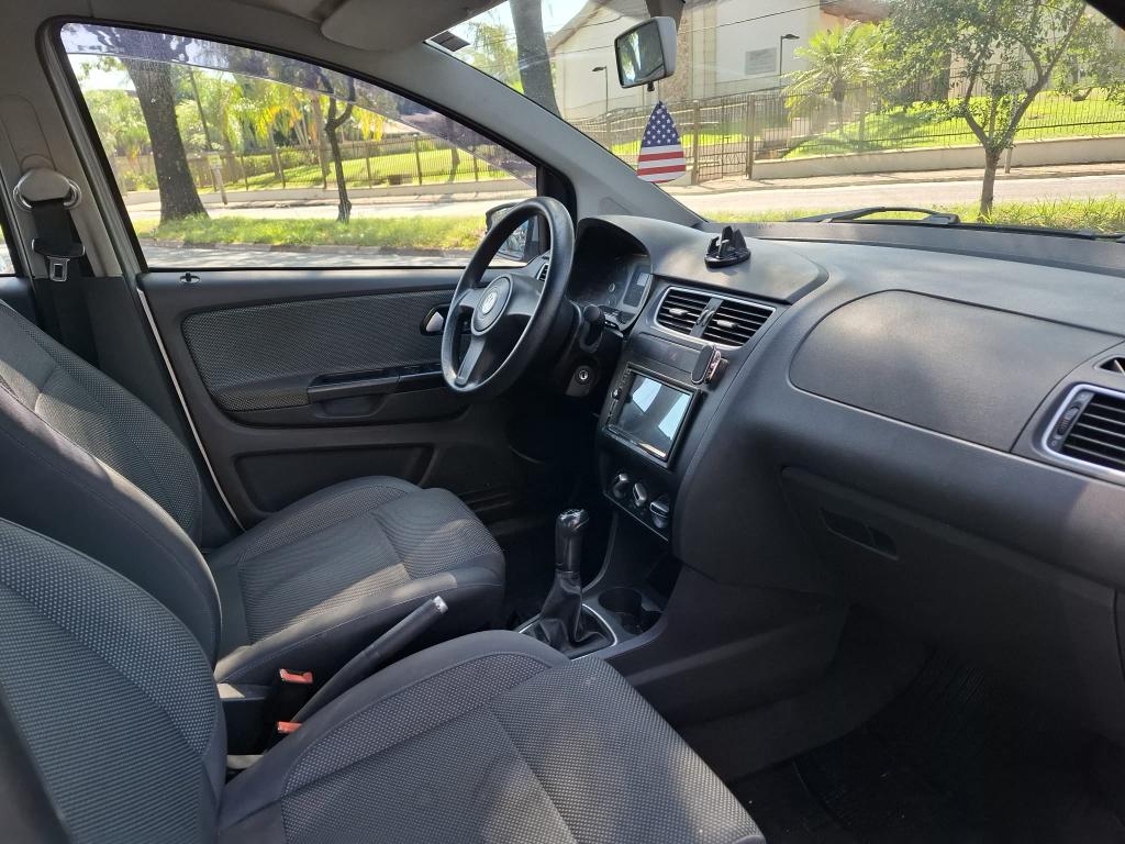 VOLKSWAGEN Fox - Foto