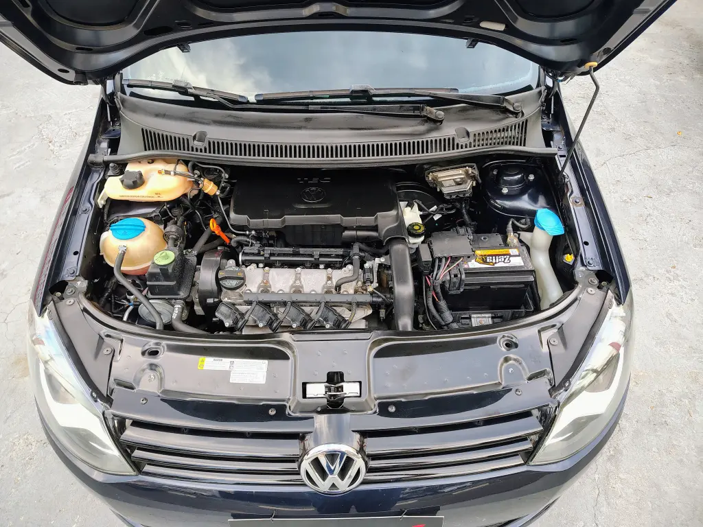VOLKSWAGEN Fox - Foto