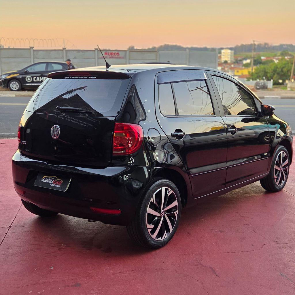 VOLKSWAGEN Fox - Foto