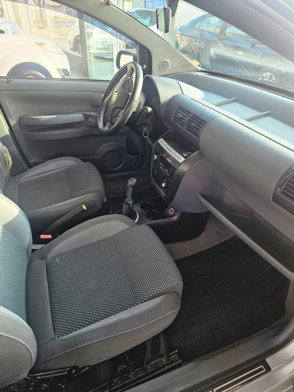 VOLKSWAGEN Fox - Foto