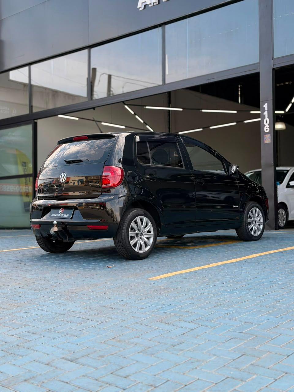 VOLKSWAGEN Fox - Foto