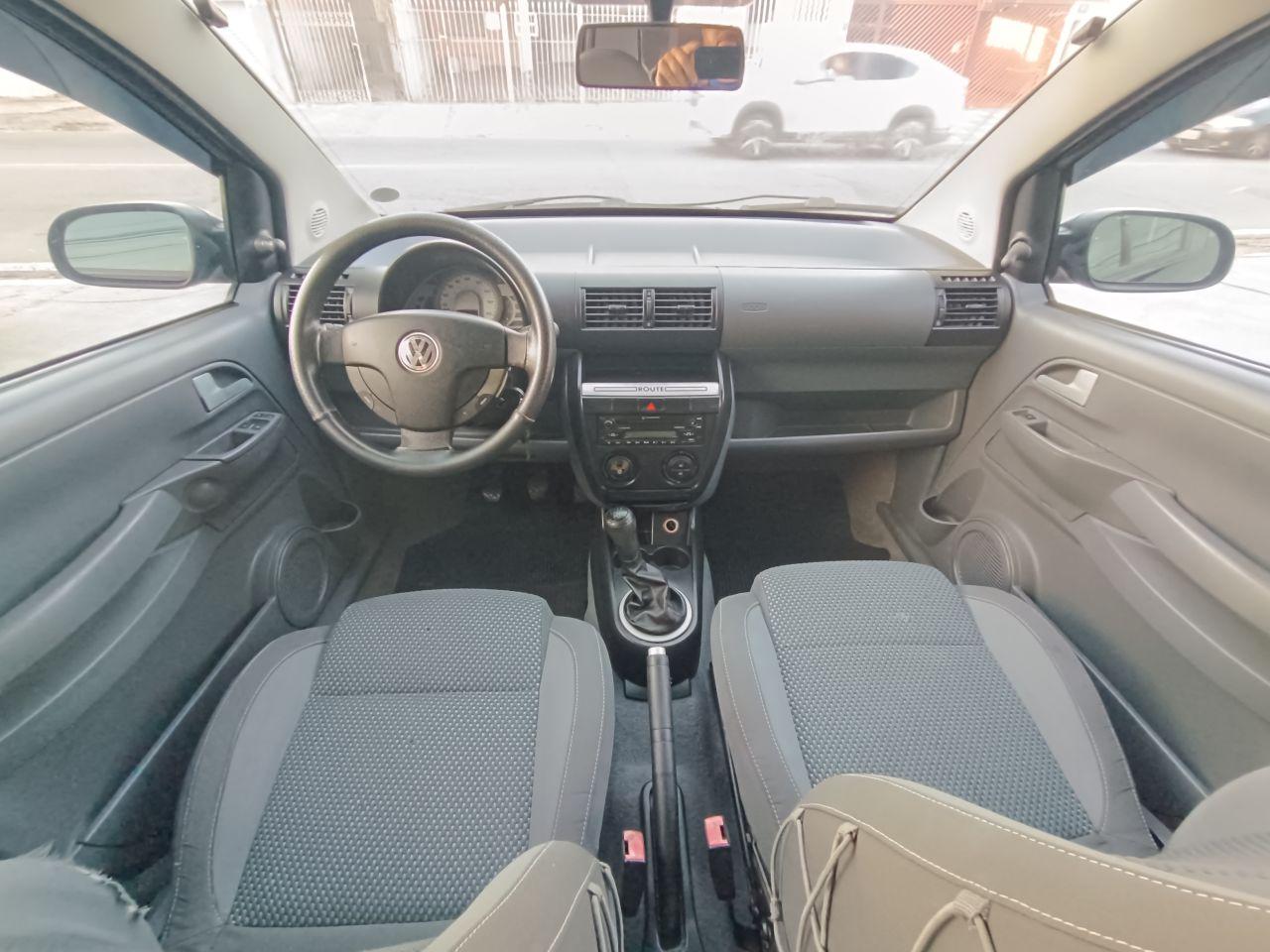 VOLKSWAGEN Fox - Foto