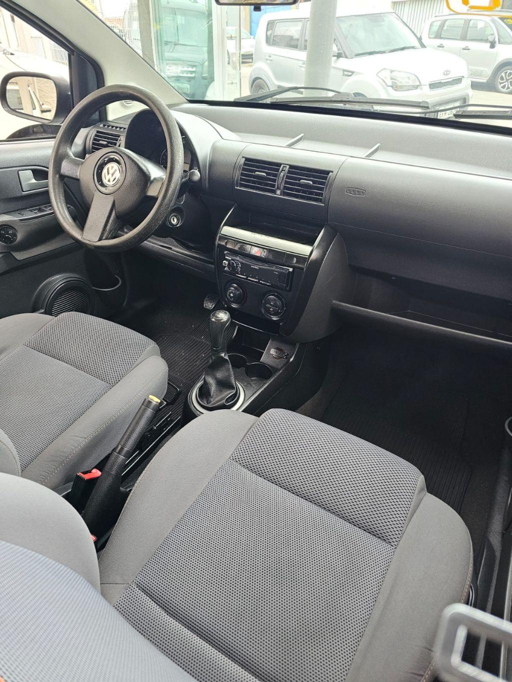 VOLKSWAGEN Fox - Foto