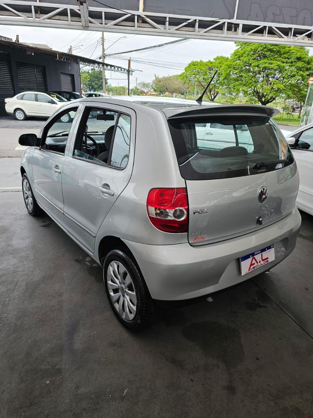 VOLKSWAGEN Fox - Foto