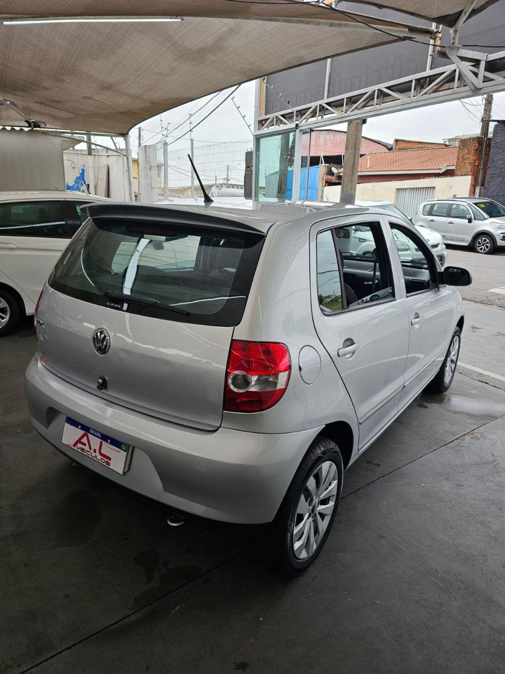 VOLKSWAGEN Fox - Foto