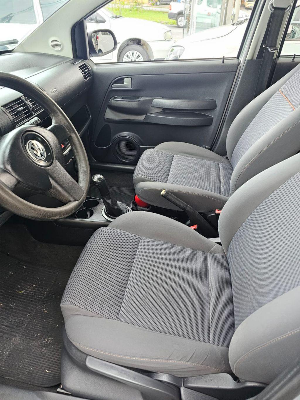 VOLKSWAGEN Fox - Foto